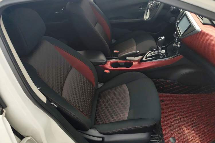 Used Nissan Lannia 2018 1.6L CVT Smart Cool Trendy Audio Model Right Front Seat