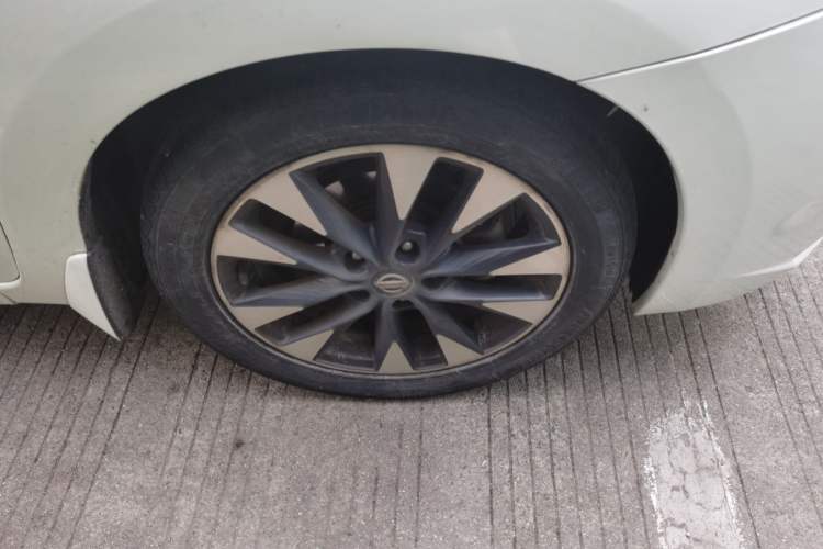 Used Nissan Lannia 2018 1.6L CVT Smart Cool Trendy Audio Model Right Front Wheel Hub