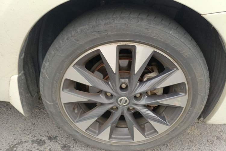 Used Nissan Lannia 2018 1.6L CVT Smart Cool Trendy Audio Model Right Front Wheel Hub