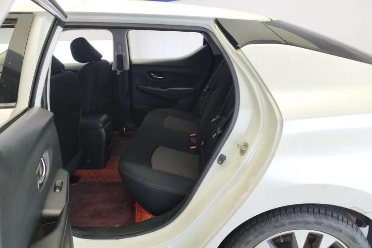 Used Nissan Lannia 2018 1.6L CVT Smart Cool Trendy Audio Model Right Rear Seat