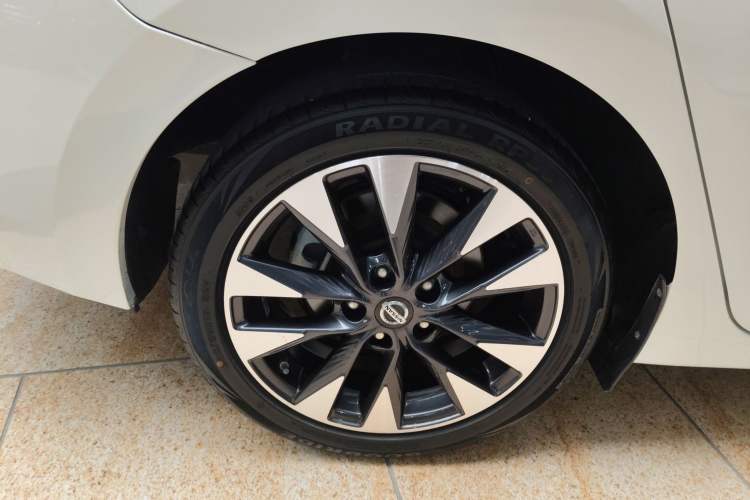 Used Nissan Lannia 2018 1.6L CVT Smart Cool Trendy Audio Model Right Rear Wheel Hub