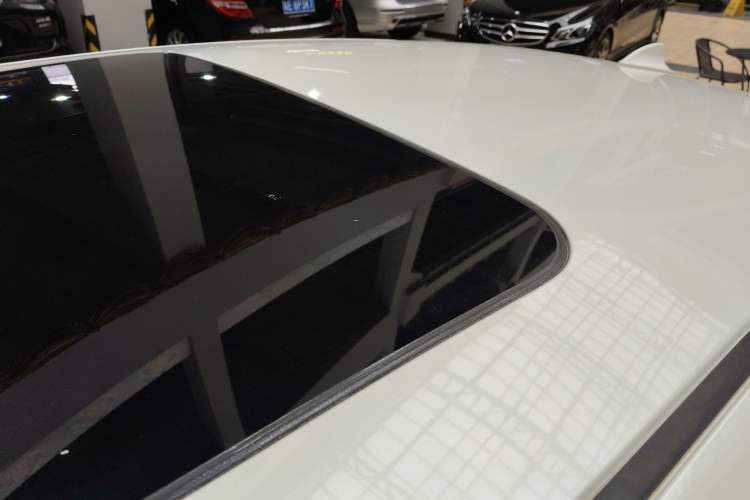 Used Nissan Lannia 2018 1.6L CVT Smart Cool Trendy Audio Model Roof
