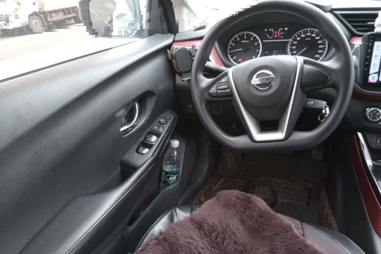 Used Nissan Lannia 2018 1.6L CVT Cool Trendy Sound Edition Steering Wheel