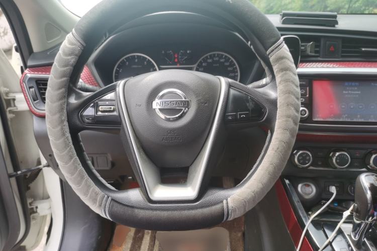 Used Nissan Lannia 2018 1.6L CVT Smart Cool Trendy Audio Model Steering Wheel
