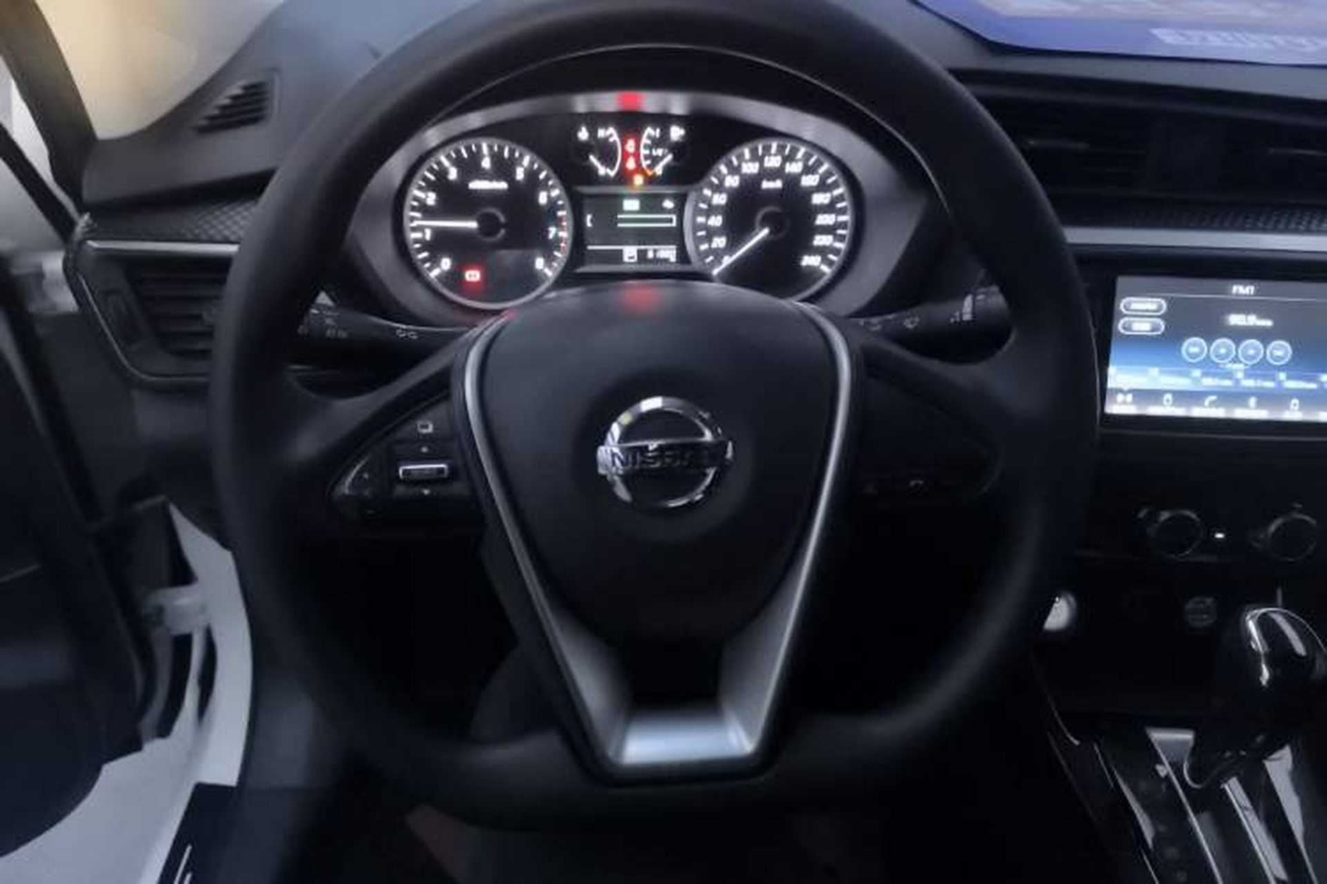 Used Nissan Lannia 2018 1.6L CVT Smart Cool Trendy Audio Model Steering Wheel