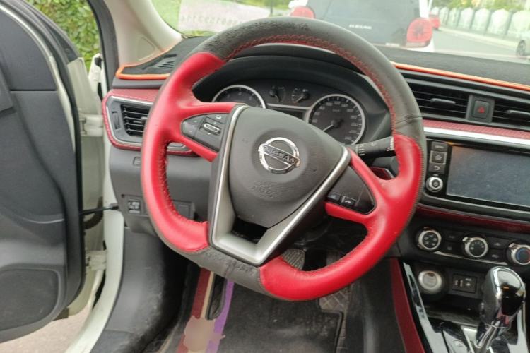 Used Nissan Lannia 2018 1.6L CVT Smart Cool Trendy Audio Model Steering Wheel