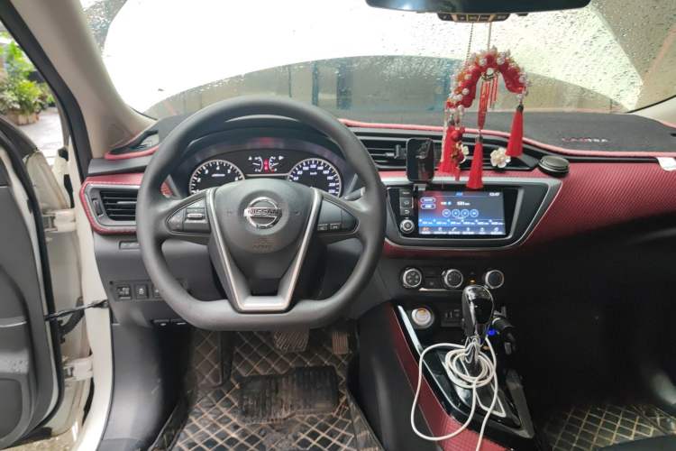 Used Nissan Lannia 2018 1.6L CVT Smart Cool Trendy Audio Model Steering Wheel