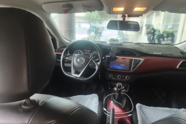 Used Nissan Lannia 2018 1.6L Manual Cool Trendy Sound Edition Steering Wheel