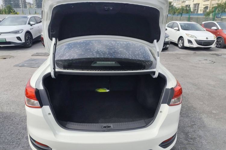 Used Nissan Lannia 2018 1.6L CVT Smart Cool Trendy Audio Model Trunk