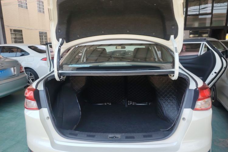 Used Nissan Lannia 2018 1.6L CVT Cool Trendy Sound Edition Trunk
