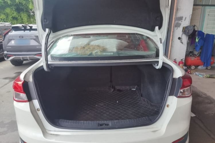 Used Nissan Lannia 2018 1.6L CVT Smart Cool Trendy Audio Model Trunk