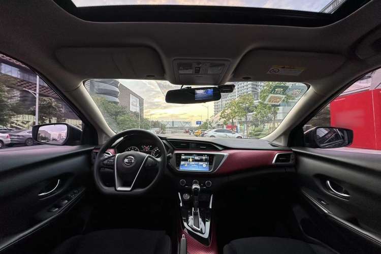 Used Nissan Lannia 2019 1.6L CVT Smart Connect Smart Cool Version China VI Standard Interior 1