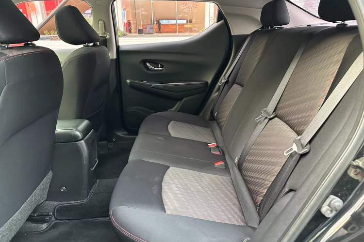 Used Nissan Lannia 2019 1.6L CVT Smart Connect Smart Cool Version China VI Standard Interior 5