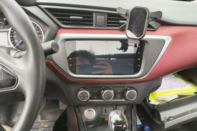 Used Nissan Lannia 2019 1.6L CVT Smart Connect Smart Cool Version China VI Standard Audio And AC Panel