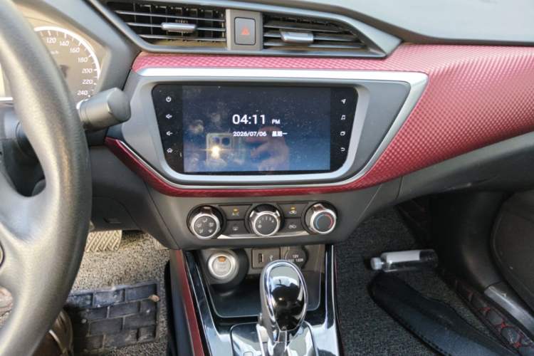 Used Nissan Lannia 2019 1.6L CVT Smart Connect Smart Cool Version China V Standard Audio And AC Panel