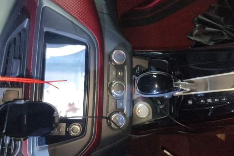Used Nissan Lannia 2019 1.6L CVT Smart Connect Smart Cool Version China V Standard Audio And AC Panel