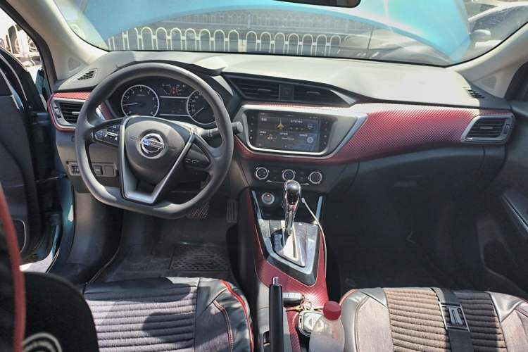 Used Nissan Lannia 2019 1.6L CVT Smart Connect Smart Cool Version China V Standard Center Console