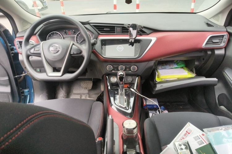 Used Nissan Lannia 2019 1.6L CVT Smart Connect Smart Cool Version China VI Standard Center Console