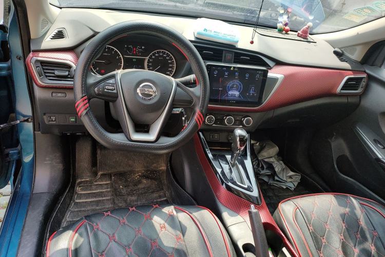 Used Nissan Lannia 2019 1.6L CVT Cool Edition China V Standard Center Console