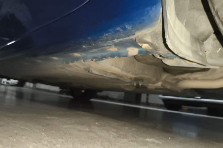 Used Nissan Lannia 2019 1.6L CVT Smart Connect Smart Cool Version China V Standard Chassis Rear Left