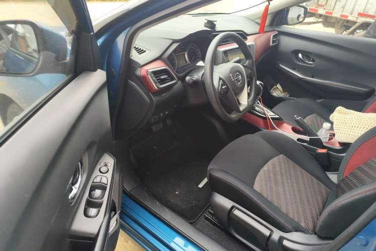 Used Nissan Lannia 2019 1.6L CVT Smart Connect Smart Cool Version China V Standard Driver Seat