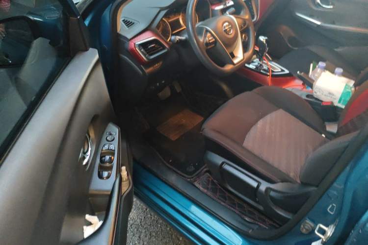 Used Nissan Lannia 2019 1.6L CVT Smart Connect Smart Cool Version China V Standard Driver Seat