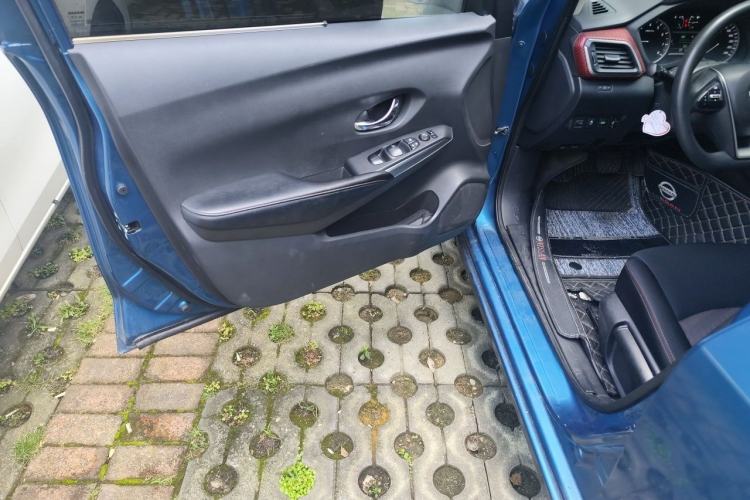 Used Nissan Lannia 2019 1.6L CVT Smart Connect Smart Cool Version China VI Standard Driver Seat