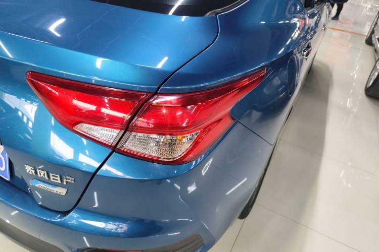 Used Nissan Lannia 2019 1.6L CVT Smart Connect Smart Cool Version China VI Standard Exterior 3