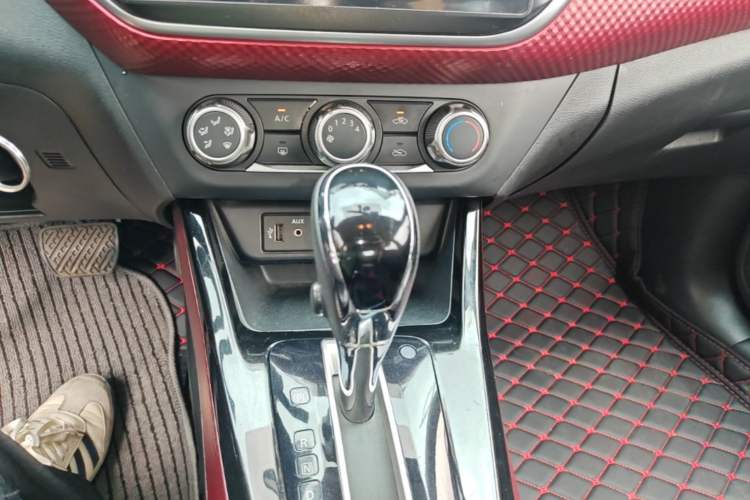 Used Nissan Lannia 2019 1.6L CVT Cool Edition China VI Gear Lever