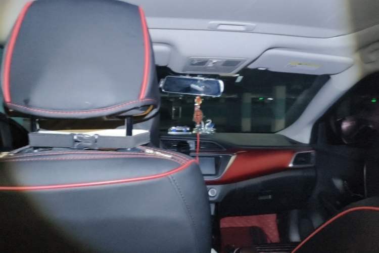 Used Nissan Lannia 2019 1.6L CVT Smart Connect Smart Cool Version China V Standard Headliner