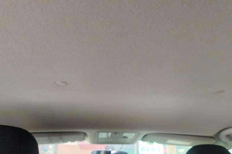 Used Nissan Lannia 2019 1.6L Manual Fashion Edition China VI Standard Headliner