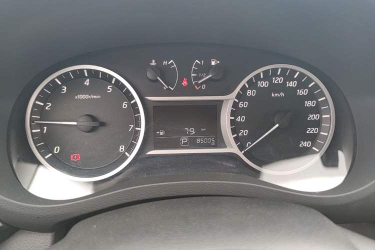 Used Nissan Lannia 2019 1.6L CVT Smart Connect Smart Cool Version China V Standard Instrument Cluster