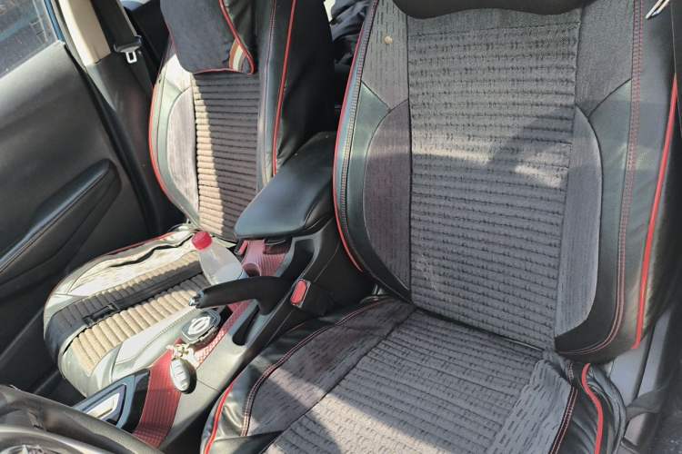 Used Nissan Lannia 2019 1.6L CVT Smart Connect Smart Cool Version China V Standard Left Front Seat