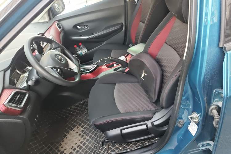 Used Nissan Lannia 2019 1.6L CVT Smart Connect Smart Cool Version China V Standard Left Front Seat