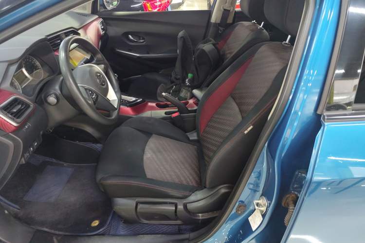 Used Nissan Lannia 2019 1.6L CVT Smart Connect Smart Cool Version China VI Standard Left Front Seat