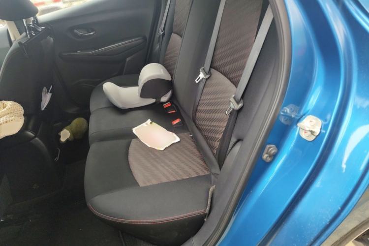 Used Nissan Lannia 2019 1.6L CVT Smart Connect Smart Cool Version China V Standard Left Rear Seat