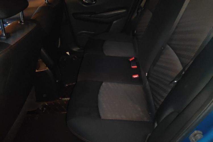 Used Nissan Lannia 2019 1.6L CVT Smart Connect Smart Cool Version China V Standard Left Rear Seat
