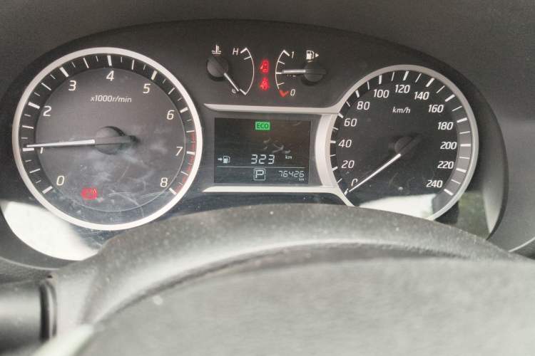 Used Nissan Lannia 2019 1.6L CVT Smart Connect Smart Cool Version China VI Standard Odometer Close Up