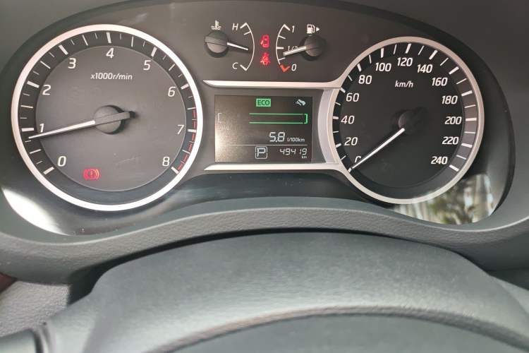 Used Nissan Lannia 2019 1.6L CVT Smart Connect Smart Cool Version China V Standard Odometer Close Up