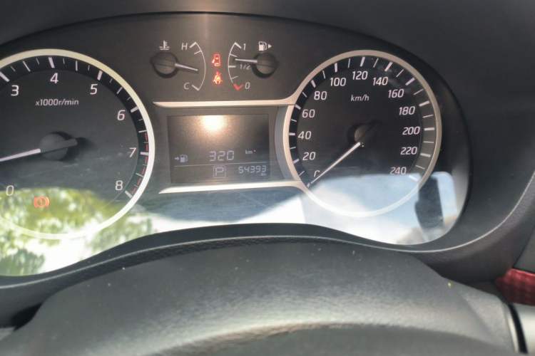 Used Nissan Lannia 2019 1.6L CVT Smart Connect Smart Cool Version China V Standard Odometer Close Up