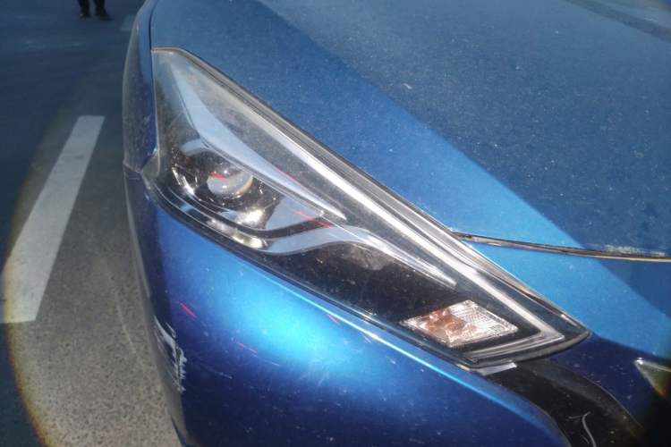Used Nissan Lannia 2019 1.6L CVT Smart Connect Smart Cool Version China VI Standard Right Front Headlight