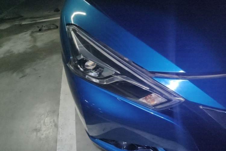 Used Nissan Lannia 2019 1.6L CVT Smart Connect Smart Cool Version China V Standard Right Front Headlight