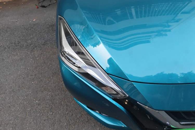 Used Nissan Lannia 2019 1.6L CVT Smart Connect Smart Cool Version China V Standard Right Front Headlight