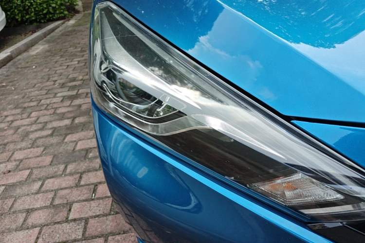 Used Nissan Lannia 2019 1.6L CVT Smart Connect Smart Cool Version China V Standard Right Front Headlight