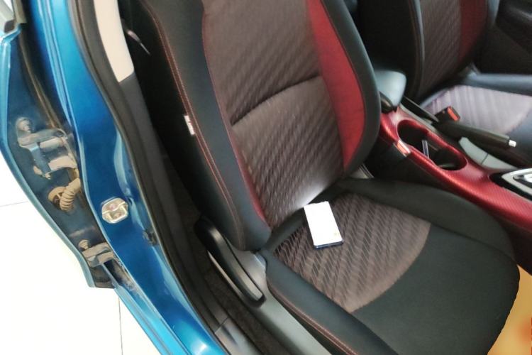 Used Nissan Lannia 2019 1.6L CVT Smart Connect Smart Cool Version China VI Standard Right Front Seat