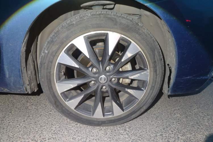 Used Nissan Lannia 2019 1.6L CVT Smart Connect Smart Cool Version China VI Standard Right Front Wheel Hub