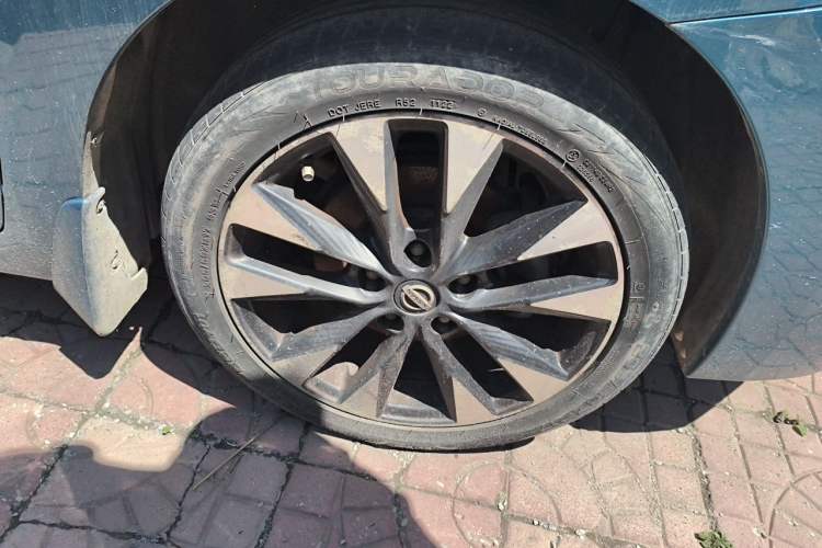 Used Nissan Lannia 2019 1.6L CVT Smart Connect Smart Cool Version China V Standard Right Front Wheel Hub