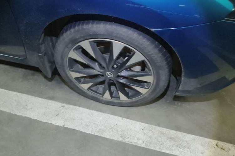 Used Nissan Lannia 2019 1.6L CVT Smart Connect Smart Cool Version China V Standard Right Front Wheel Hub