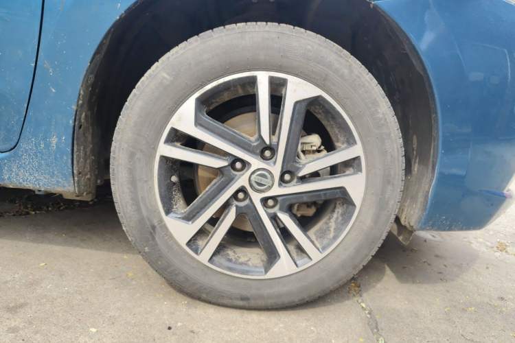 Used Nissan Lannia 2019 1.6L Manual Fashion Edition China VI Standard Right Front Wheel Hub