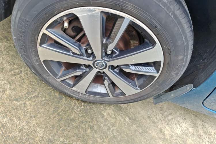 Used Nissan Lannia 2019 1.6L CVT Cool Edition China VI Right Rear Wheel Hub